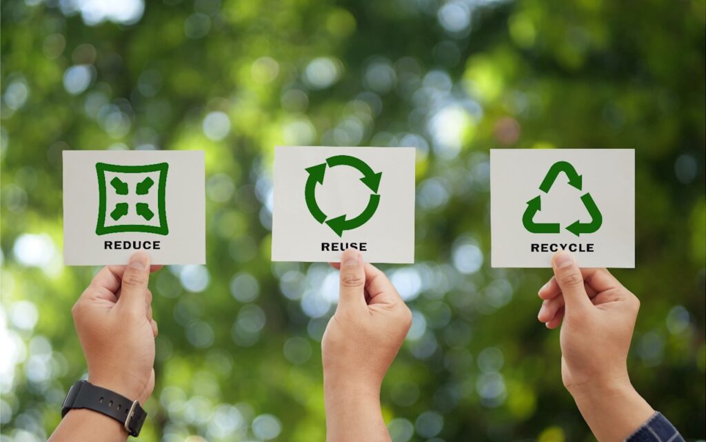 Climate change is one of the most pressing challenges of our time, and proper car disposal can play a role in combating it. Recycling materials from end-of-life vehicles helps reduce greenhouse gas emissions by cutting down on energy-intensive production processes.